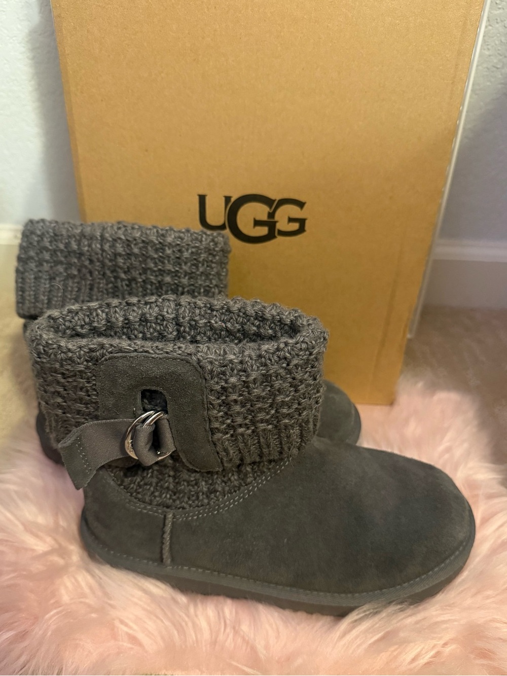 UGG Kids’ Classic Solene Mini (size 4)